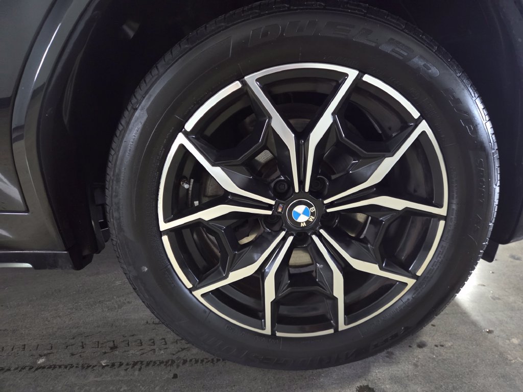 Used 2024 BMW X4 xDrive30i w/ Premium Package AWD/4WD image 22