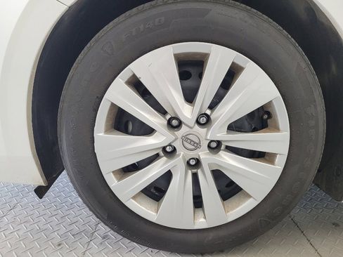 Used 2024 Nissan Sentra S FWD image 31
