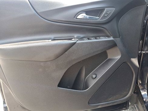 Used 2020 Chevrolet Equinox LT image 12