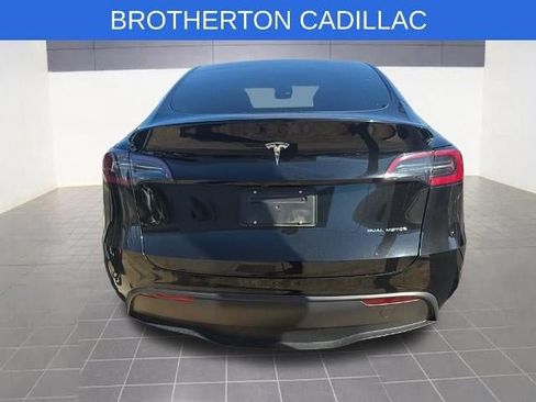 Used 2024 Tesla Model Y Long Range AWD/4WD image 8