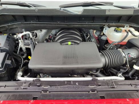 Used 2023 Chevrolet Silverado 1500 RST w/ Z71 Off-Road Package image 9