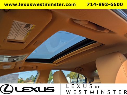 Certified 2025 Lexus ES 350 image 18