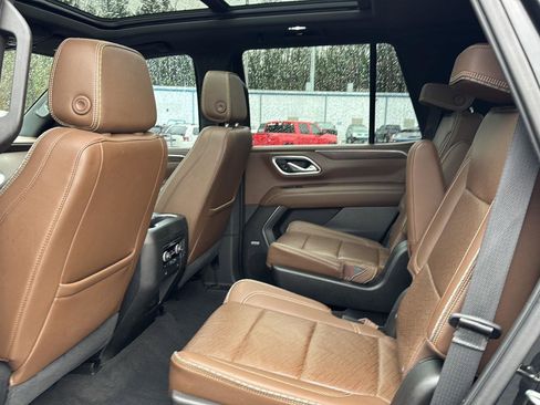 Certified 2021 Chevrolet Tahoe High Country w/ Premium Package image 9