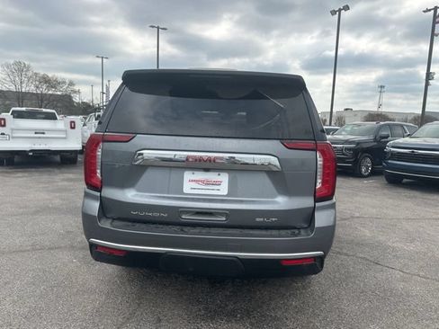 Used 2022 GMC Yukon SLT AWD/4WD image 4