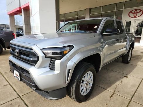 Certified 2026 Toyota Tacoma SR AWD/4WD image 3