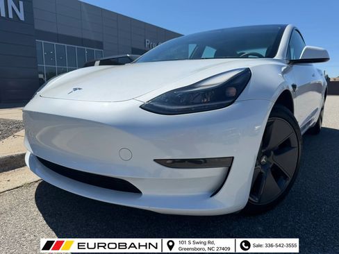 Used 2023 Tesla Model 3 Standard Range RWD image 1