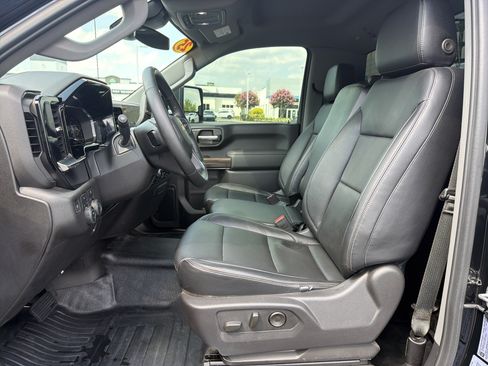 Used 2025 Chevrolet Silverado 3500 LT w/ Convenience Package AWD/4WD image 16