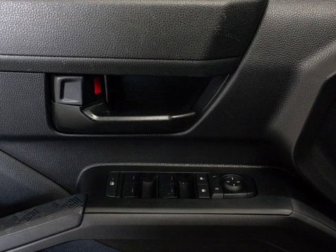 Used 2024 Toyota Tacoma SR image 12