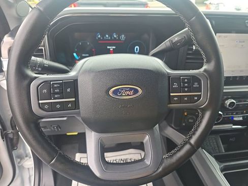 Used 2025 Ford F250 Lariat w/ Black Appearance Package AWD/4WD image 4