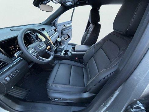 New 2026 GMC Terrain Elevation w/ Elevation Premium Package image 9