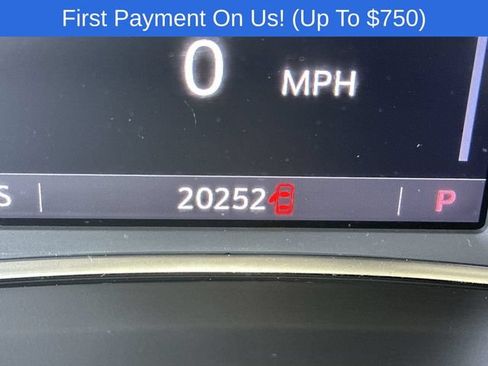 Used 2024 Chevrolet Blazer LT FWD image 12