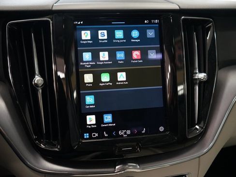 Used 2022 Volvo XC60 T8 Inscription Expression image 38