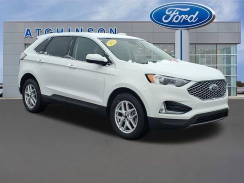 Certified 2023 Ford Edge SEL w/ Convenience Package image 3