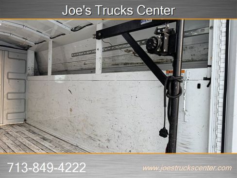 Used 2018 Chevrolet Express 3500 w/ Power Convenience Package image 34