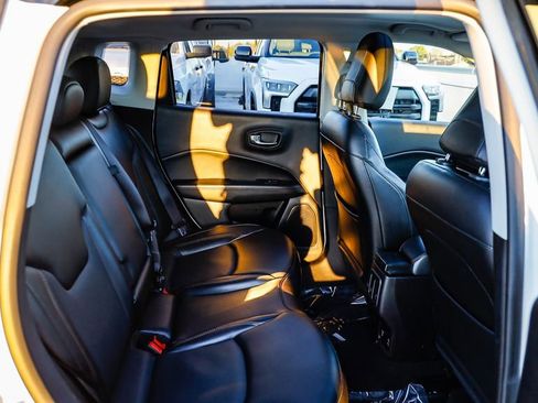 Used 2020 Jeep Compass Limited w/ Safety & Security Group image 19