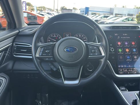 Certified 2022 Subaru Outback Limited AWD/4WD image 2