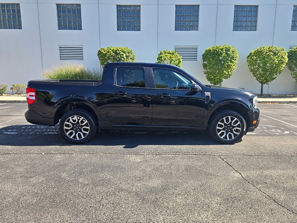 Used 2023 Ford Maverick Lariat FWD image 9