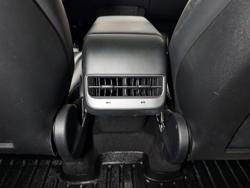 Used 2023 Tesla Model Y Long Range image 20