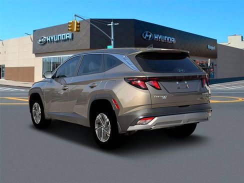 New 2026 Hyundai Tucson Blue SE AWD/4WD image 5