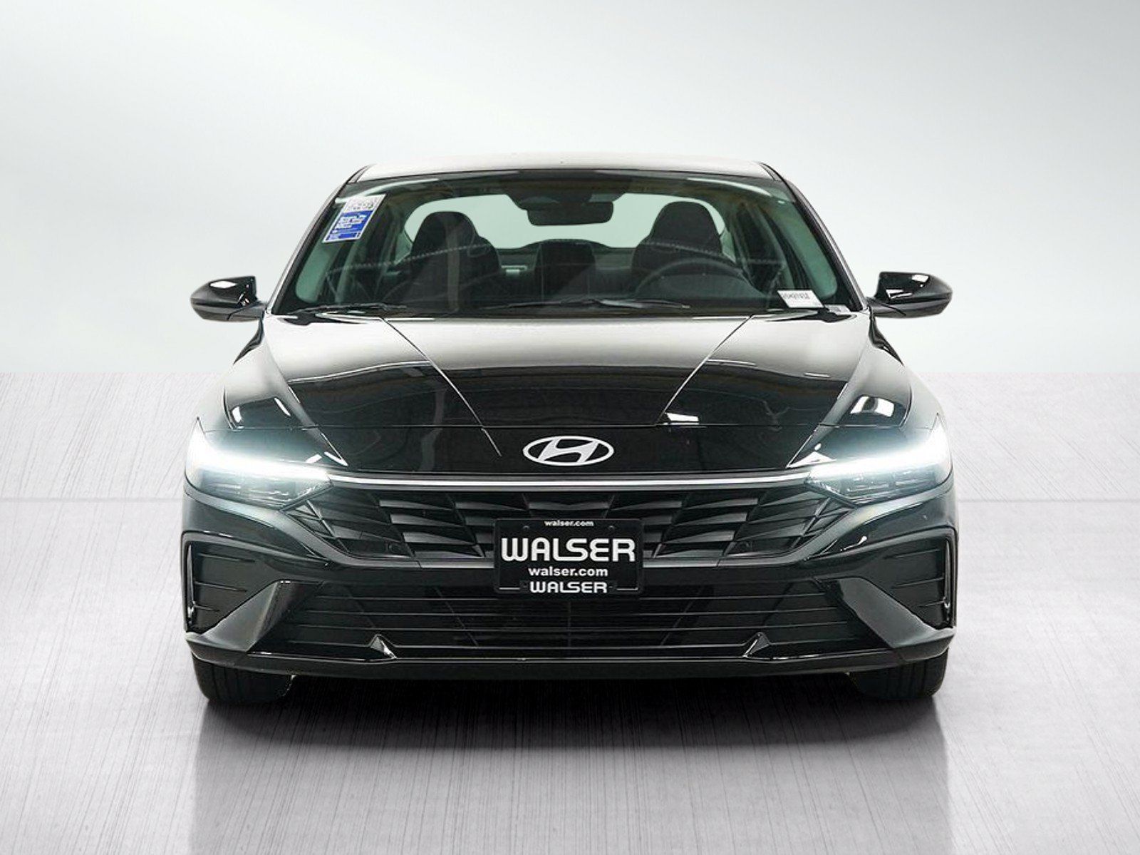 Used 2026 Hyundai Elantra SE FWD image 8