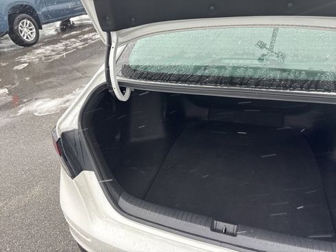 Used 2023 Honda Accord LX image 8