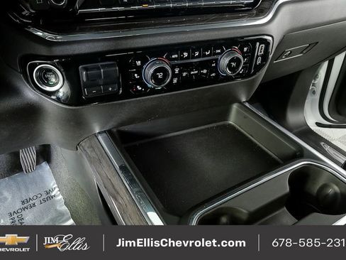 Certified 2024 Chevrolet Silverado 2500 LTZ w/ LTZ Convenience Package image 18