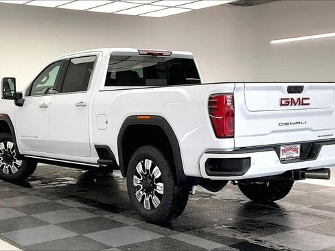 New 2026 GMC Sierra 2500 Denali w/ Denali Reserve Package image 2