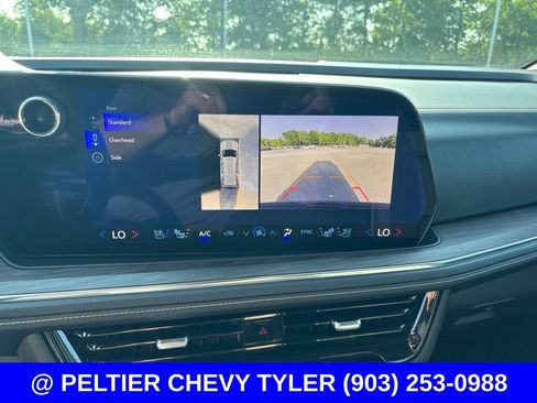 Used 2025 Chevrolet Tahoe Premier RWD image 16