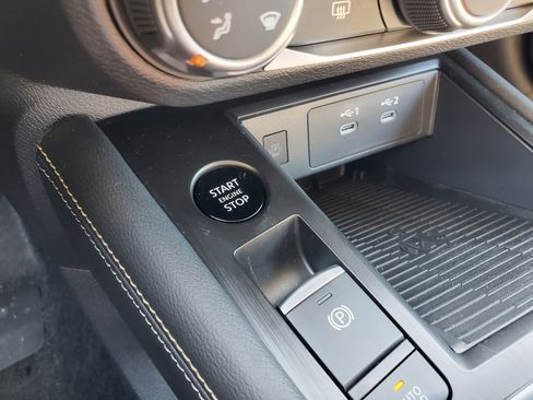 New 2025 Nissan Kicks SV w/ Illumination Package image 26