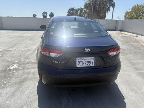 Used 2025 Toyota Corolla LE FWD image 12
