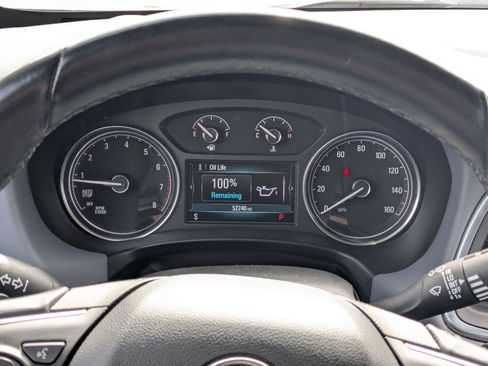 Used 2019 Buick Enclave Essence image 19