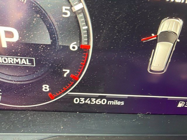 Used 2022 Mitsubishi Outlander SE FWD image 2