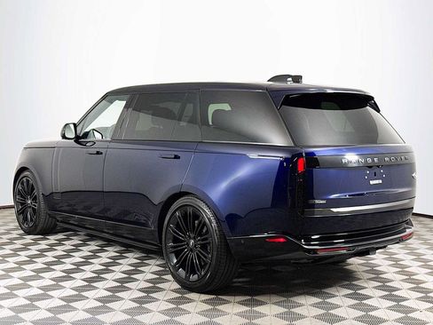 Certified 2023 Land Rover Range Rover Long Wheelbase Autobiography AWD/4WD image 7