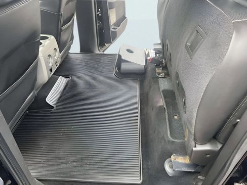 Used 2011 Ford F150 Raptor w/ Raptor Luxury Pkg image 23