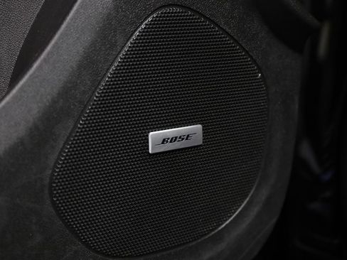 Used 2017 Chevrolet Volt Premier w/ Driver Confidence II Package image 12