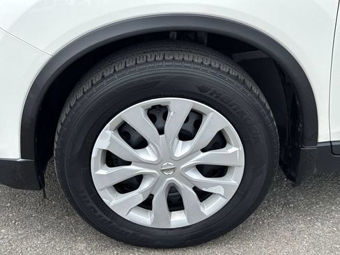 Used 2019 Nissan Rogue S FWD image 10