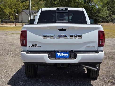 New 2026 RAM 2500 Laramie AWD/4WD image 5