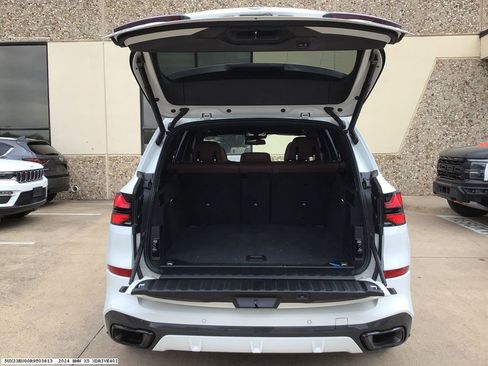 Used 2024 BMW X5 xDrive40i w/ M Sport Package image 14