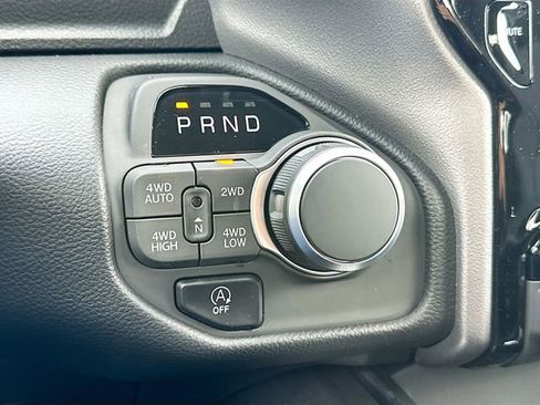 New 2026 RAM 1500 Big Horn AWD/4WD image 12