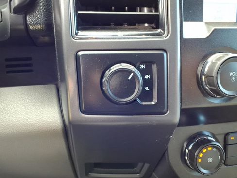 Used 2020 Ford F150 XLT AWD/4WD image 23