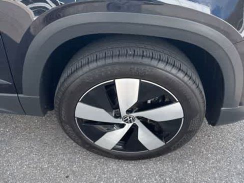 Certified 2024 Volkswagen Taos S AWD/4WD image 4