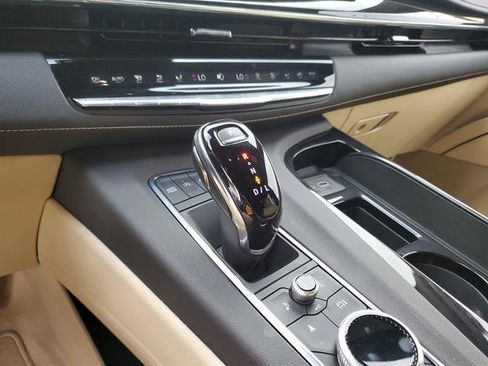 Certified 2024 Cadillac Escalade Premium Luxury AWD/4WD image 51