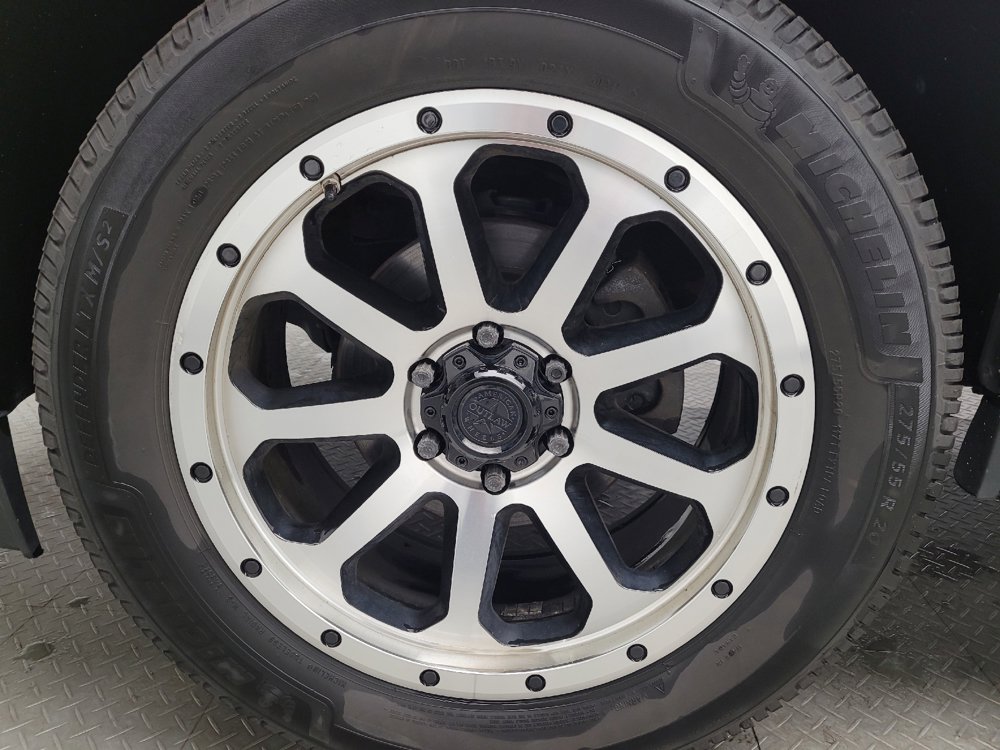 Used 2019 GMC Yukon SLT w/ Premium Edition AWD/4WD image 31