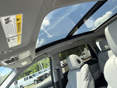 Certified 2026 Acura MDX FWD w/ Technology Package image 28