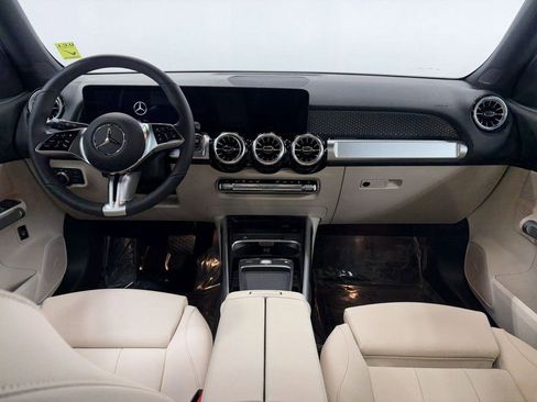 Certified 2024 Mercedes-Benz EQB 350 4MATIC SUV image 21