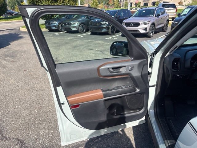 Used 2023 Ford Bronco Sport Outer Banks AWD/4WD image 19