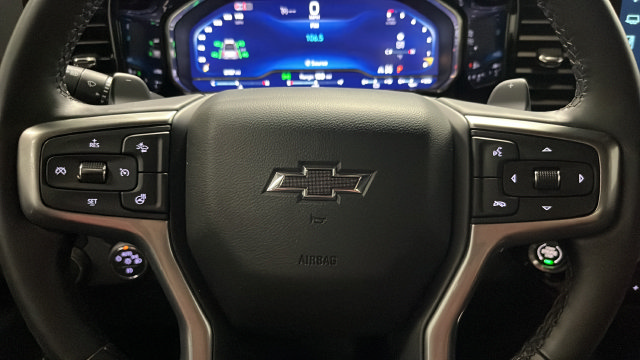 Used 2025 Chevrolet Silverado 1500 LT Trail Boss w/ Convenience Package II AWD/4WD image 15