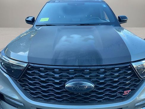 Used 2020 Ford Explorer ST w/ ST Street Pack image 32