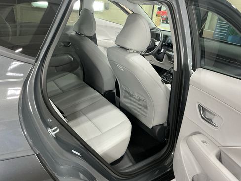 Used 2026 Hyundai Kona SEL Premium AWD/4WD image 15