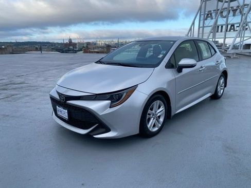 Used 2019 Toyota Corolla SE w/ Carpet Mat Package FWD image 4